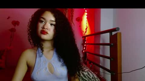 babybombom08 online show from April 28, 2:49 am