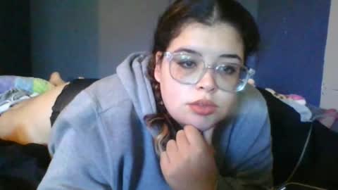 Your Highness Elle online show from November 2, 8:45 pm