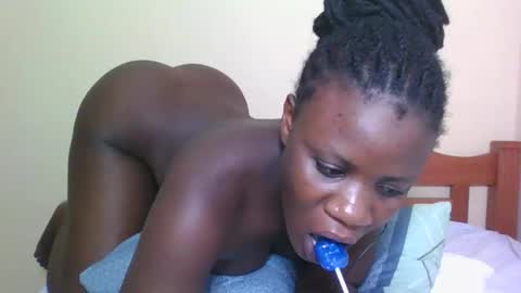 PRISCILLAH online show from February 3, 6:23 pm