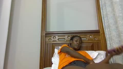 babytylerr online show from November 7, 1:22 am