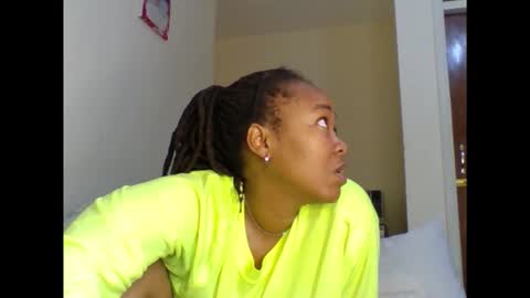 baddie_bunnie online show from March 21, 8:19 am