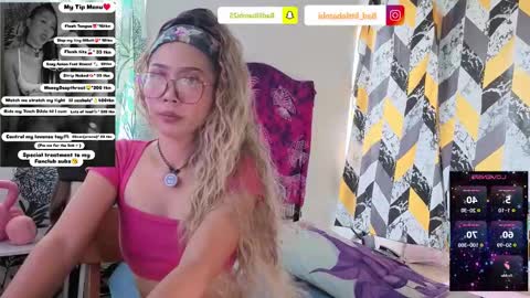 Snapshot of badlilbambi chatting on September 22, 6:45 am badlilbambi online show from September 22, 6:45 am