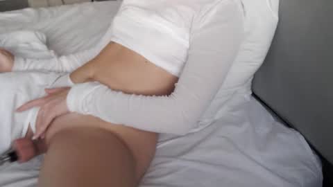 Snapshot of badsusan chatting on September 29, 1:38 pm Susie  online every day except weekends    lets use FACK MACHINE in pvt online show from September 29, 1:38 pm