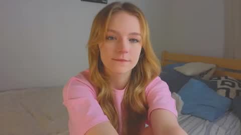Kate online show from July 5, 5:07 pm