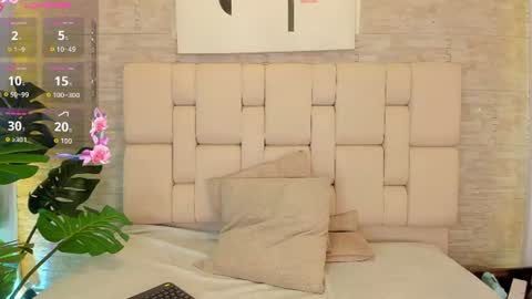 bahamadia_ online show from July 1, 10:26 am