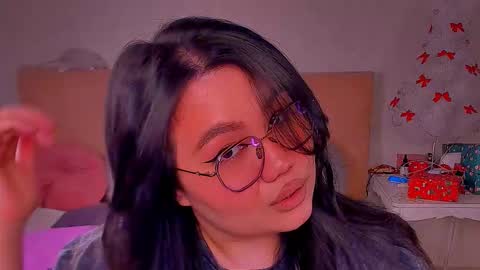Snapshot of barbara_bb chatting on February 11, 9:56 pm Barbie Kim online show from February 11, 9:56 pm