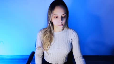 Snapshot of barbara_weber chatting on January 6, 1:42 am barbara_weber online show from January 6, 1:42 am