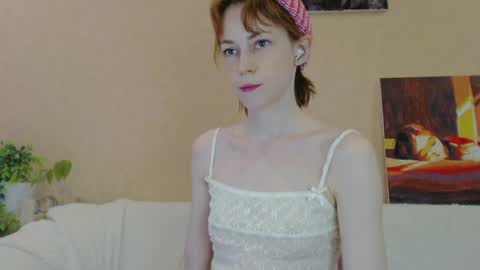 Amina online show from May 24, 11:31 am