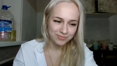 barbie___girl online show from February 25, 7:56 pm