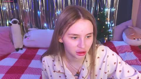 Snapshot of barbieee_doll chatting on December 27, 2:25 am Eva online show from December 27, 2:25 am