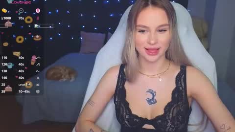 Eva online show from March 3, 7:09 pm