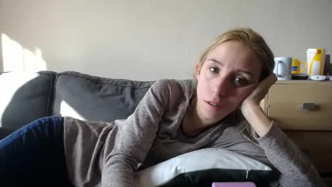 Lena online show from March 6, 8:19 am