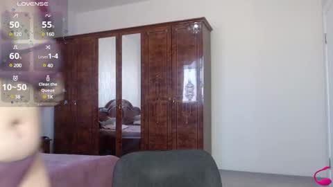 Lara online show from December 23, 5:06 am