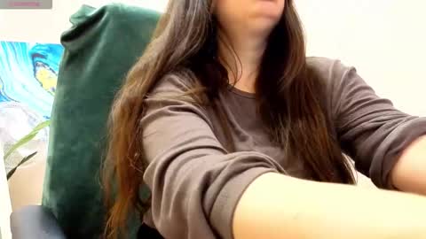 battymoll online show from November 5, 3:39 pm