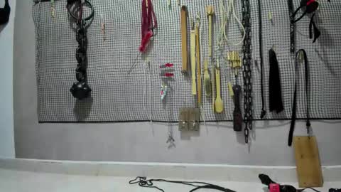 Meduza  online show from February 8, 1:04 pm