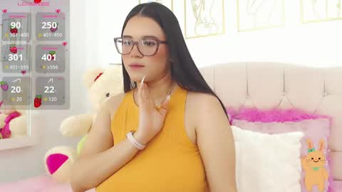 beautty_pink online show from May 7, 4:43 pm