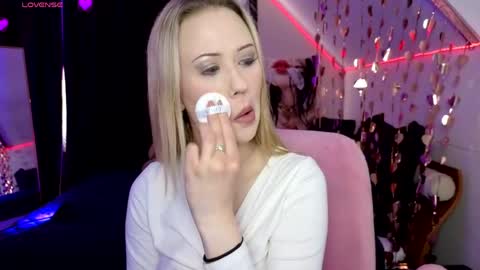 beauty Sasha online show from April 1, 2:58 pm