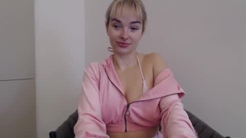 POLLY online show from October 6, 6:41 am