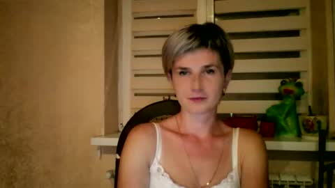 Snapshot of beautyksenia chatting on September 16, 6:16 pm BeautyKsenia online show from September 16, 6:16 pm