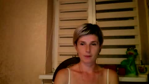 Snapshot of beautyksenia chatting on September 21, 6:28 pm BeautyKsenia online show from September 21, 6:28 pm
