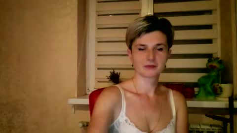Snapshot of beautyksenia chatting on October 15, 7:05 pm BeautyKsenia online show from October 15, 7:05 pm