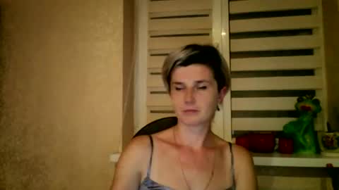 Snapshot of beautyksenia chatting on September 19, 7:02 pm BeautyKsenia online show from September 19, 7:02 pm
