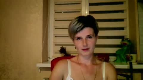 Snapshot of beautyksenia chatting on October 16, 7:16 pm BeautyKsenia online show from October 16, 7:16 pm