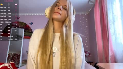 Melissa online show from February 15, 7:51 am