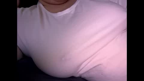 Snapshot of beeinmedeep chatting on October 27, 1:23 am beeinmedeep online show from October 27, 1:23 am