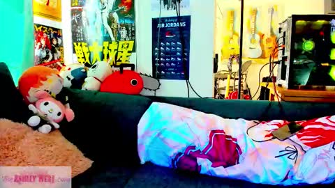  Ashley West  online show from March 12, 7:49 pm