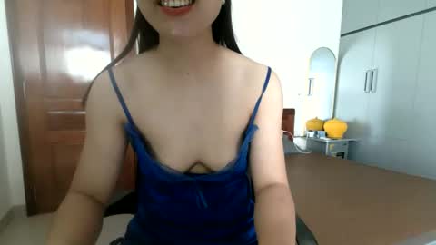 bela_hot2x online show from June 2, 1:06 am