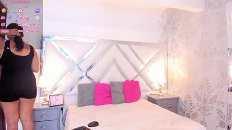 Snapshot of belacampbell chatting on January 3, 7:39 pm Bela online show from January 3, 7:39 pm