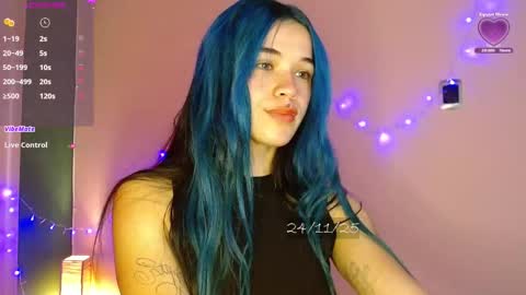   online show from November 24, 3:47 pm