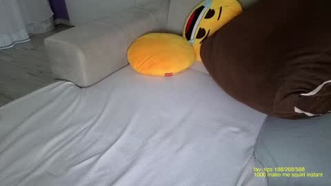 Alicia Belvedere online show from November 26, 2:18 pm