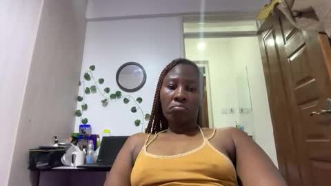 bella_c8 online show from March 8, 2:04 am