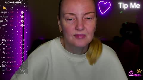 Bella online show from April 15, 11:22 am