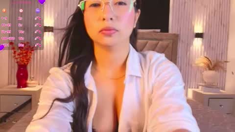 bella_martini_ online show from March 27, 12:17 pm