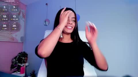 BELLA online show from October 3, 7:52 pm