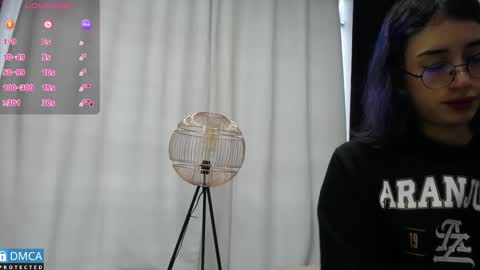 Snapshot of bellaodisea chatting on February 25, 7:38 pm online show from February 25, 7:38 pm