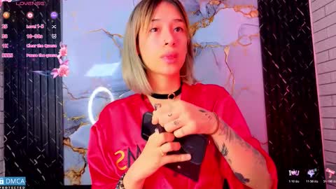   online show from March 18, 11:26 am