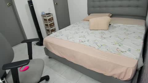 Bella  Angelycal online show from February 13, 3:24 pm