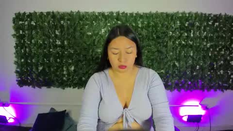 BellaRoux online show from February 21, 12:28 pm