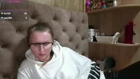 Amelia online show from March 4, 8:26 pm