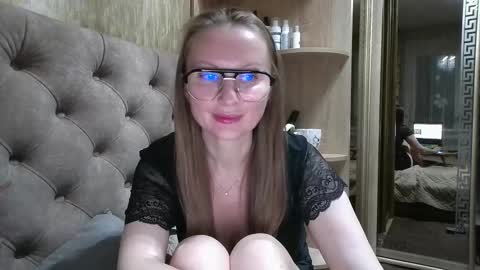 Snapshot of belleamiee chatting on September 16, 6:38 pm Amelia online show from September 16, 6:38 pm