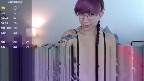 Snapshot of bellethebeauty20 chatting on October 7, 8:57 pm Belle online show from October 7, 8:57 pm