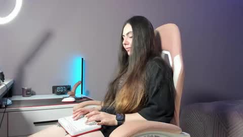 Snapshot of beriesniks chatting on September 30, 5:07 pm BeriesNiks online show from September 30, 5:07 pm
