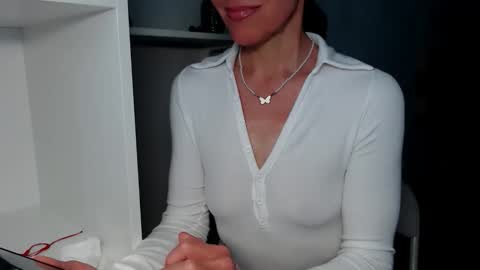 berry2024 online show from May 5, 6:38 am