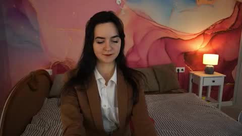 Violette online show from November 6, 7:47 am