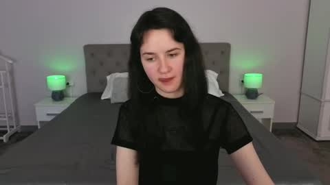 Violette online show from April 27, 8:17 pm