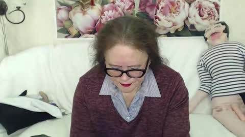 Snapshot of berryshickx chatting on October 30, 6:16 am BerryShickX online show from October 30, 6:16 am